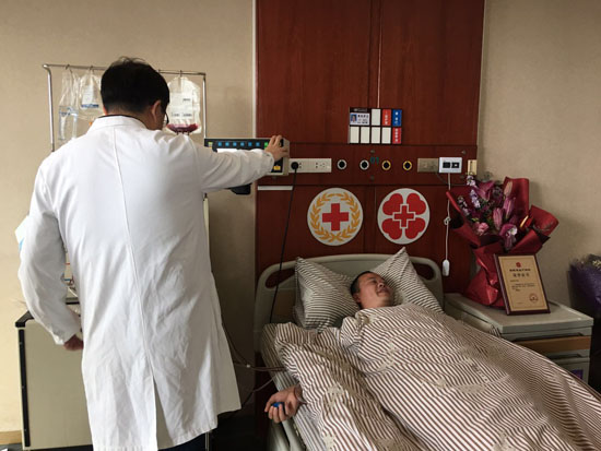 捐献造血干细胞救白血病患者 最美安监人楼烈